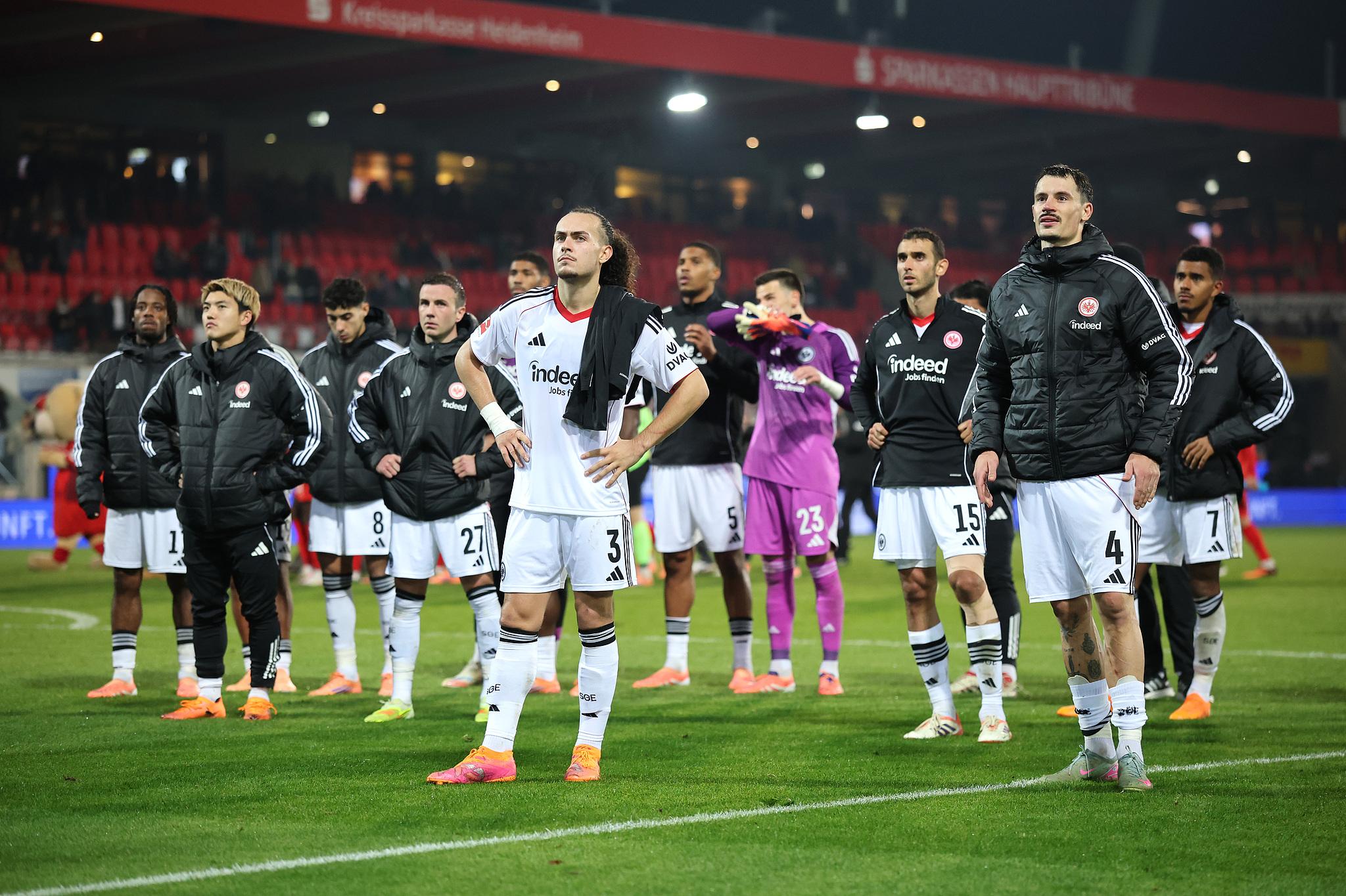 乐鱼官网-克勒舍因解雇托普穆勒需为法兰克福欧冠出局负责？